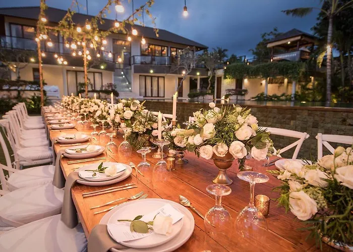 Hotel Karang Saujana Uluwatu (Bali)