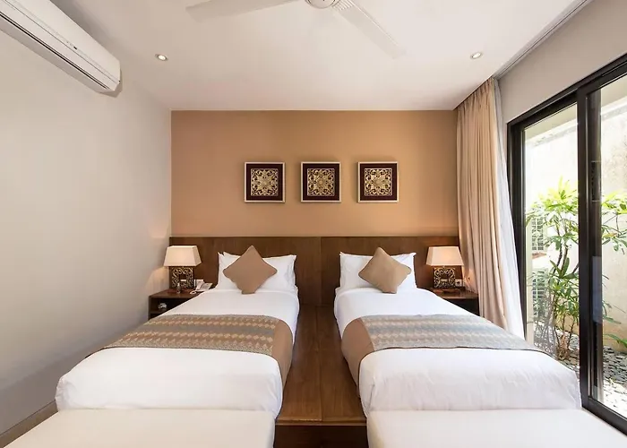 Karang Saujana Hotel Uluwatu (Bali)