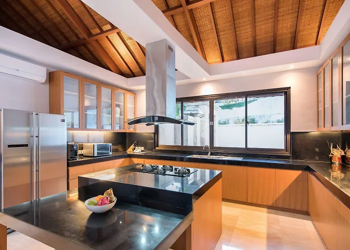 Karang Saujana Uluwatu (Bali)