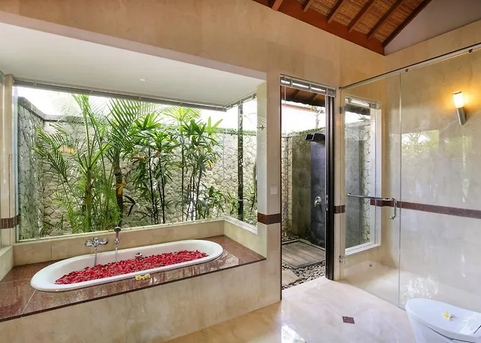 Karang Saujana 4* Uluwatu (Bali)