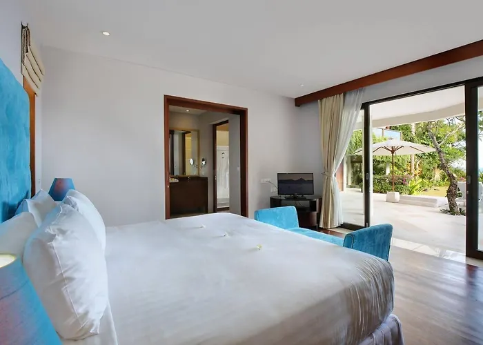 Karang Saujana 4*