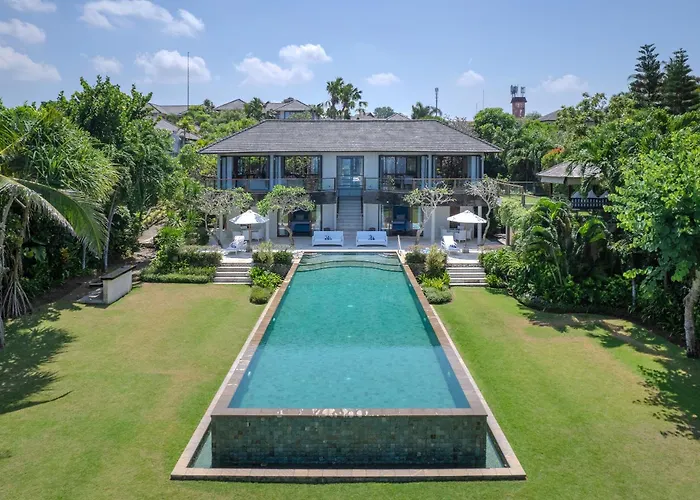 Karang Saujana Uluwatu (Bali)