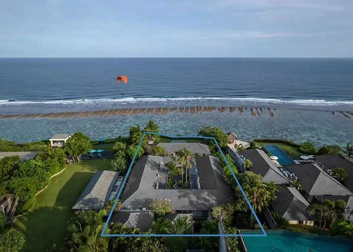 Hotel Karang Saujana 4*