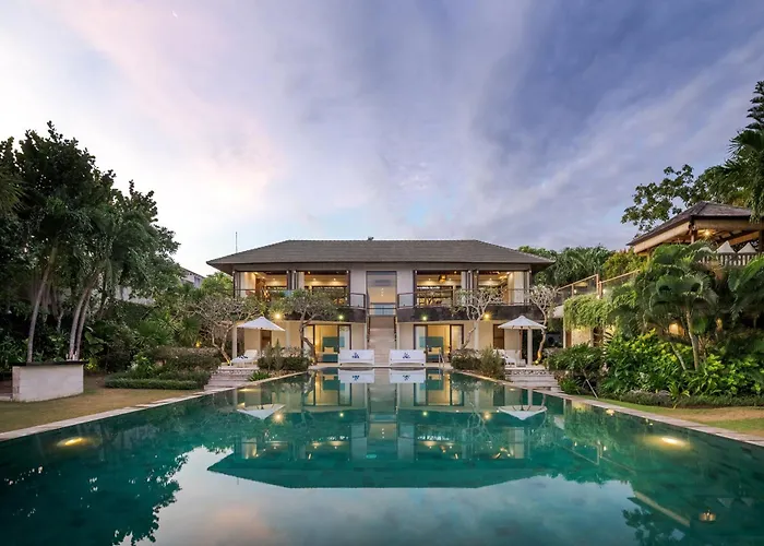 Karang Saujana Hotel Uluwatu (Bali)