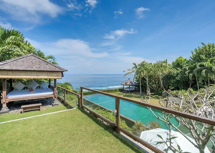 Karang Saujana Hotel Uluwatu (Bali)