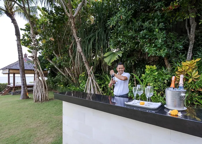 Hotel Karang Saujana 4*