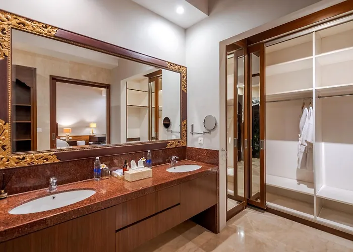 Karang Saujana Otel Uluwatu